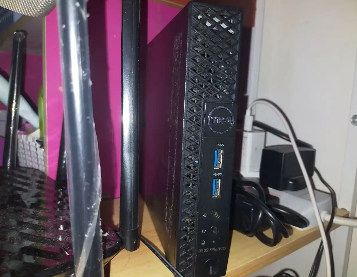 My Ongoing Projects And My Dell Optiplex 3050 Micro HomeLab. I Join AI Hackathon too!